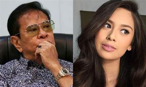Chavit Singson 'Walks Out' After Being Asked About Yen Santos.